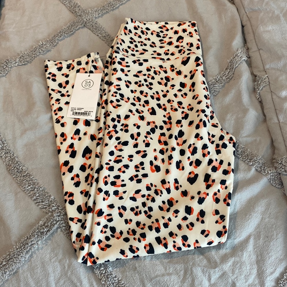 Sage Collective yoga pants